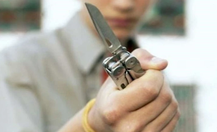 В Сумгайыте 15-летний подросток подозревается в нанесении ножевых ранений мужчине
