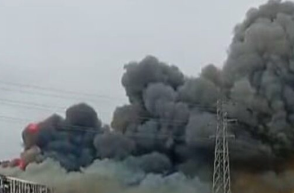 Пожар на складе в поселке Ашагы Гюздяк локализован - ОБНОВЛЕНО-2