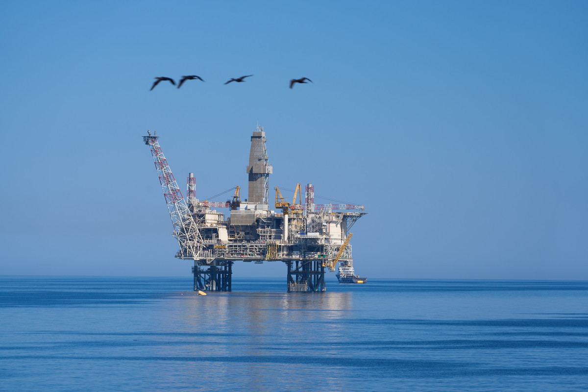Азербайджанская нефть подешевела

