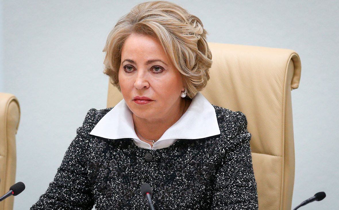 Матвиенко предложила обязать неработающих россиян платить за медстраховку