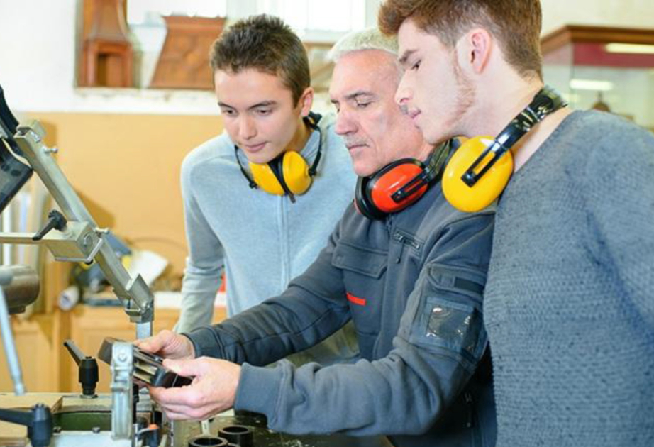 Финляндия запускает ваучеры на трудоустройство молодежи