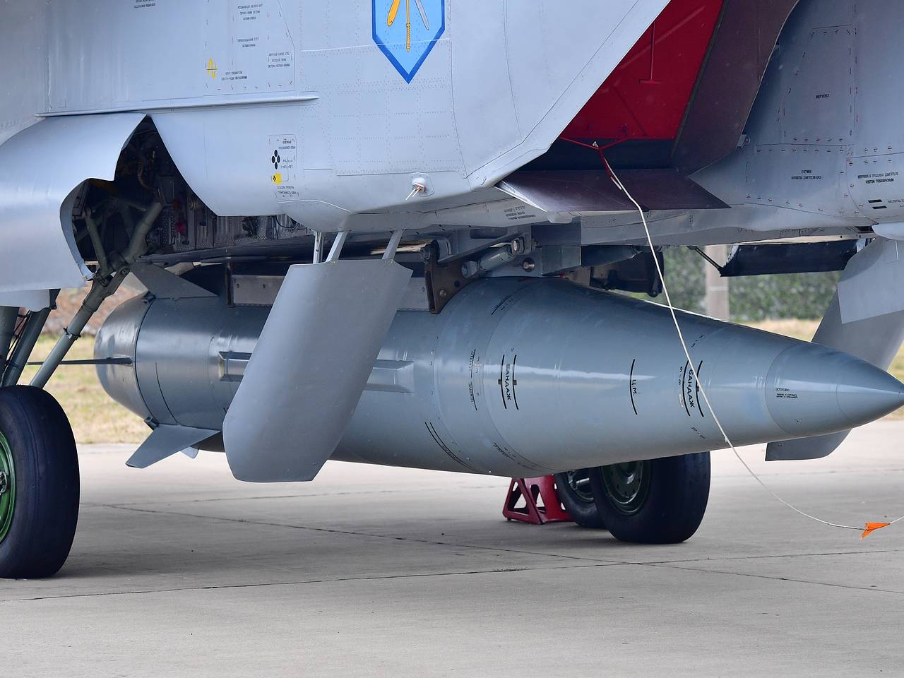 Россия нанесла удар по Украине гиперзвуковыми ракетами «Кинжал»
