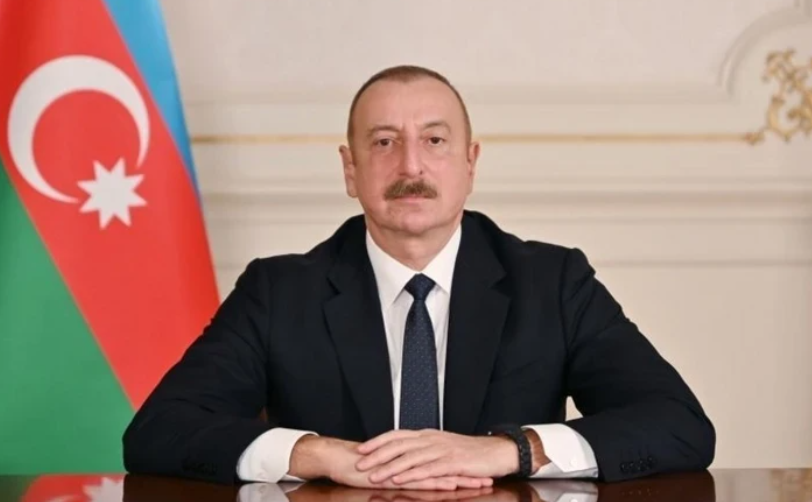 Президент Ильхам Алиев поделился публикацией по случаю Дня Конституции