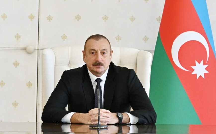 Президент Ильхам Алиев выразил соболезнования председателю КНР Си Цзиньпину
