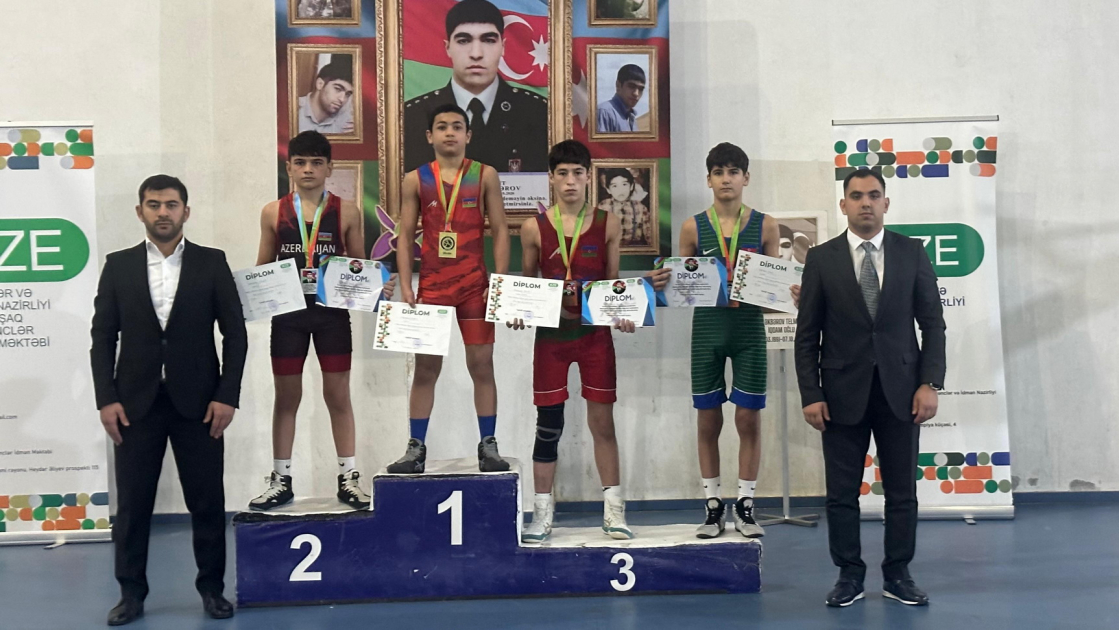 В Шуше прошел открытый чемпионат по греко-римской борьбе, посвященный памяти шехида
