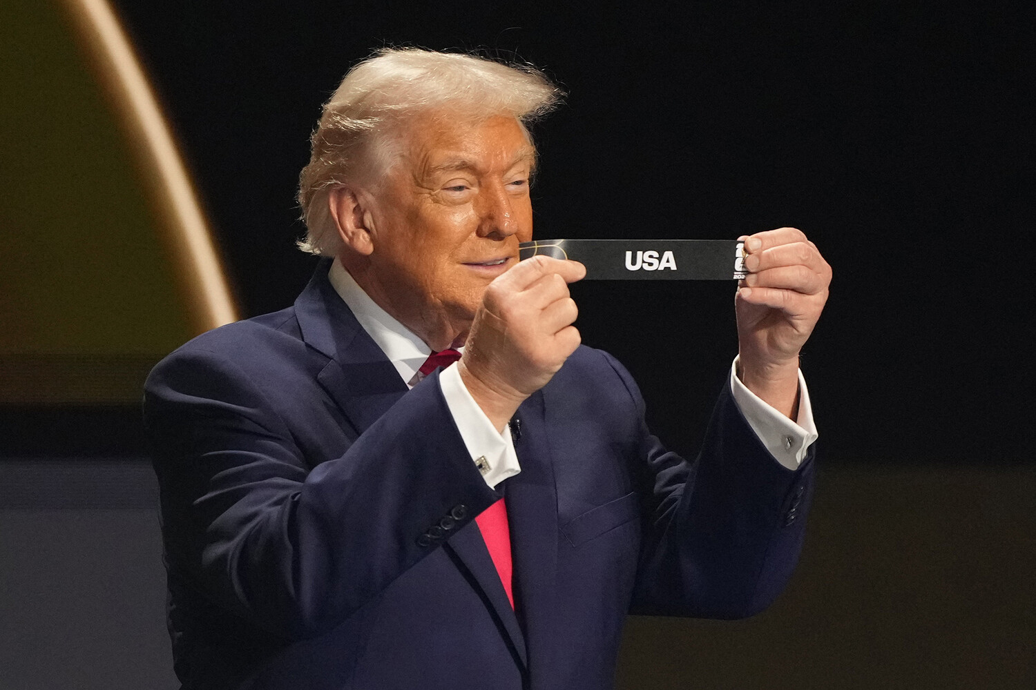 Трамп предложил переименовать американский футбол