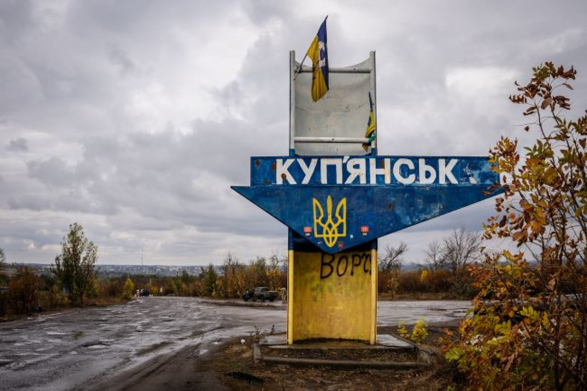 Российские войска попали в окружение в Купянске
