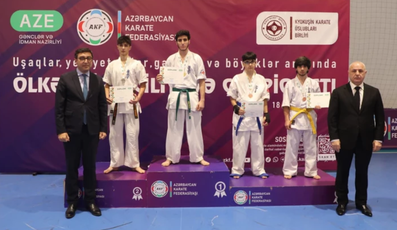 В Азербайджане продолжается чемпионат страны по карате