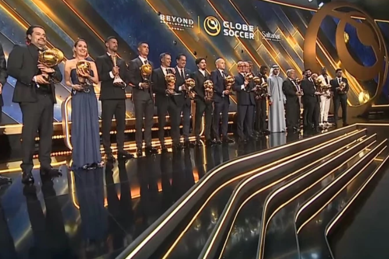 «ПСЖ» признан лучшей командой 2025 года по версии Globe Soccer Awards