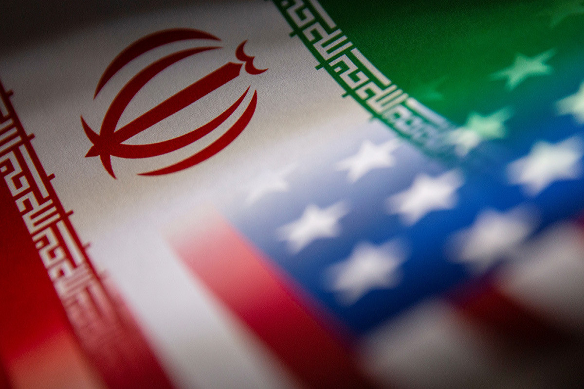 СМИ: Посредники пытаются наладить диалог Ирана с США
