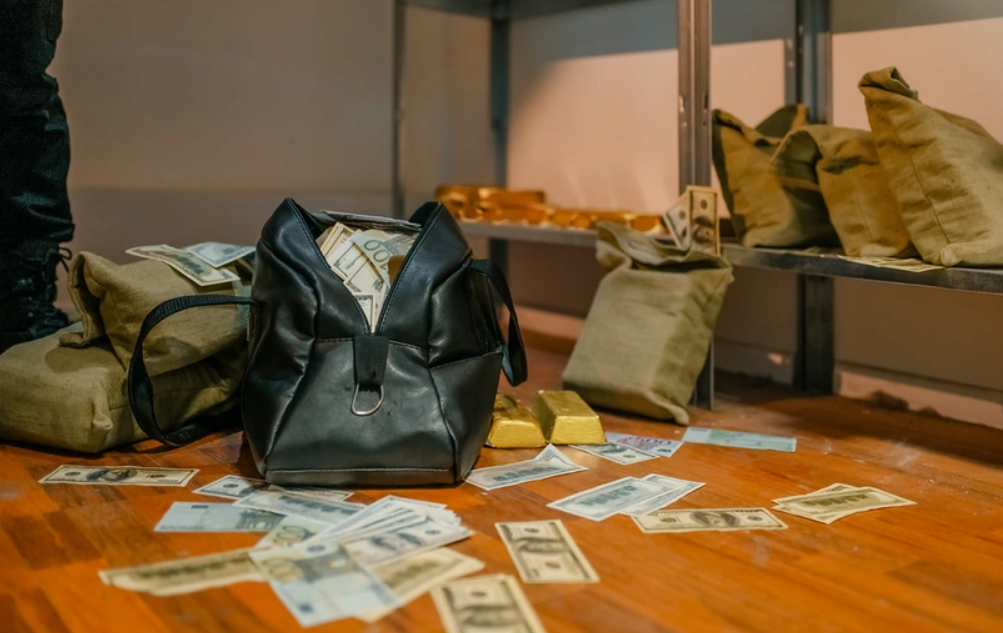 В Масаллы совершено разбойное нападение на дом, похищено 45 тыс. манатов