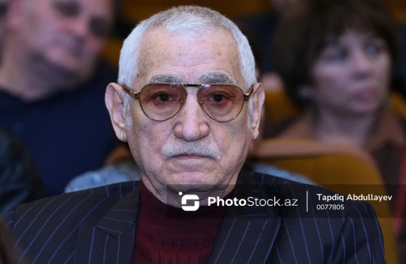 Народный артист Азербайджана Шейх Абдул Махмудов экстренно госпитализирован