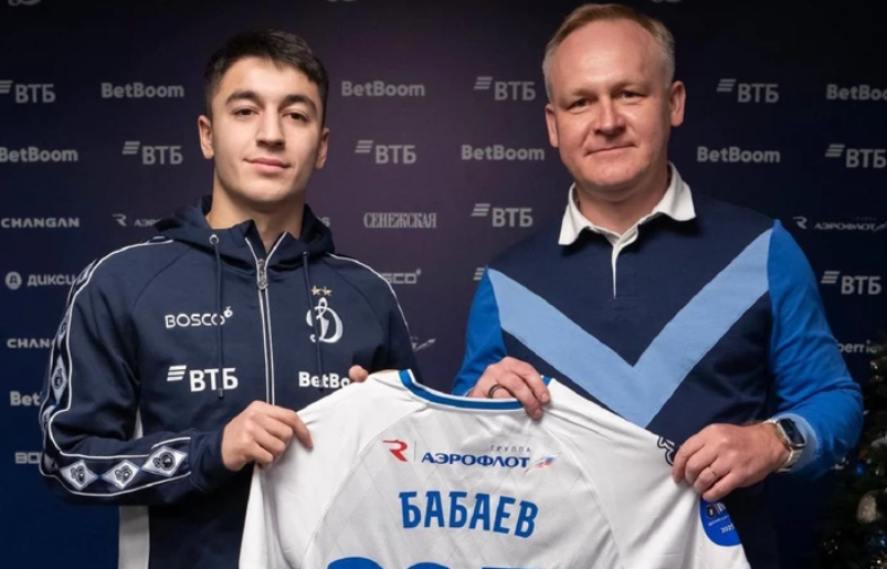 Российский клуб продлил контракт с Ульви Бабаевым