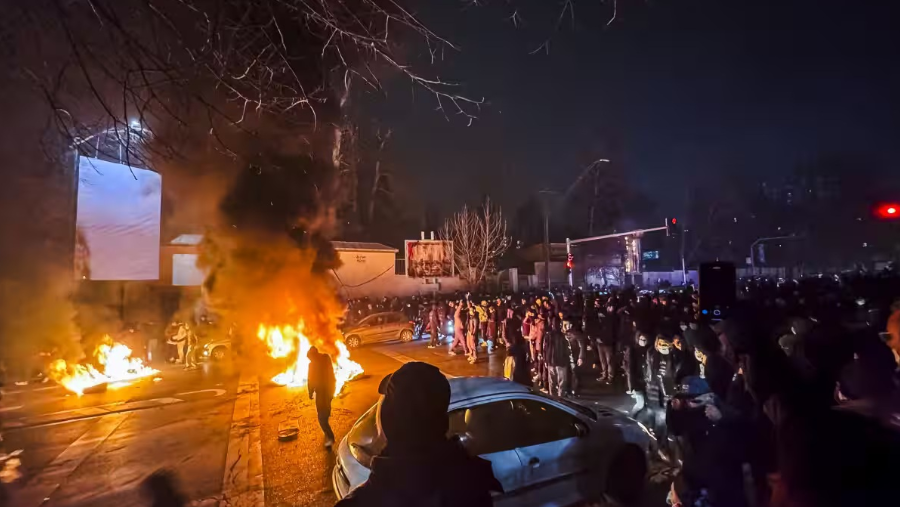 СМИ: Число погибших с начала протестов в Иране достигло 3 тыс. человек
