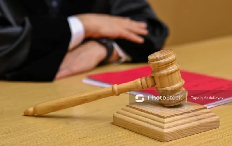В Баку судят врача после гибели пациентки