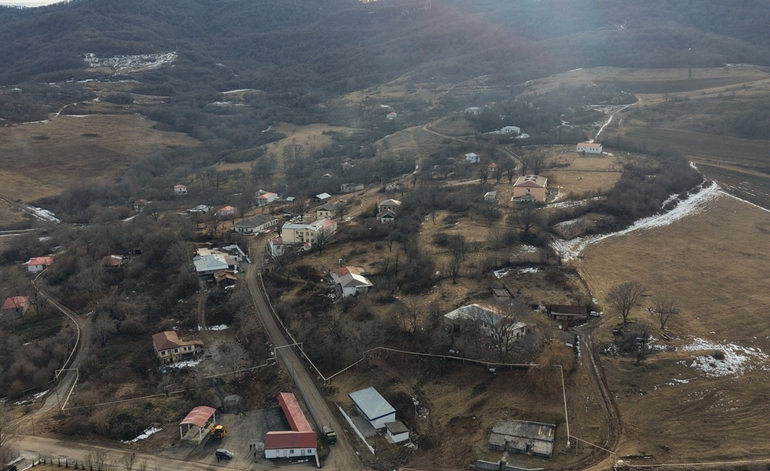 В селе Чылдыран Агдеринского района восстановлены объекты электро-, газо- и водоснабжения