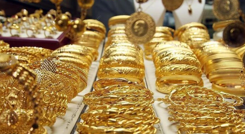 Почти три килограмма золота в Баку признаны бесхозными