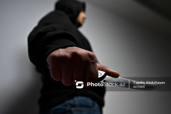 В Шамкире школьник ранил ножом 15-летнего сверстника