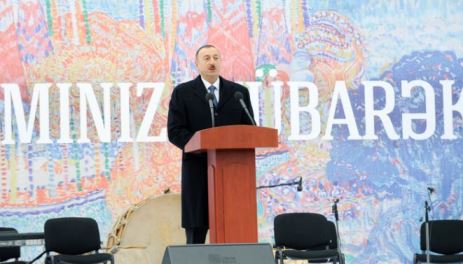 Ильхам Алиев поздравил Азербайджан с праздником Новруз