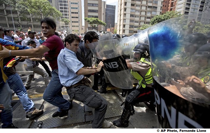 Венесуэла протестует