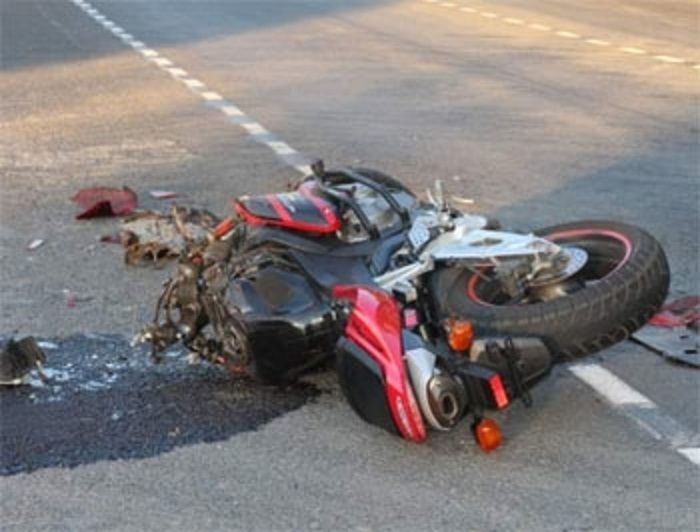 В Баку мотоциклист погиб в ДТП