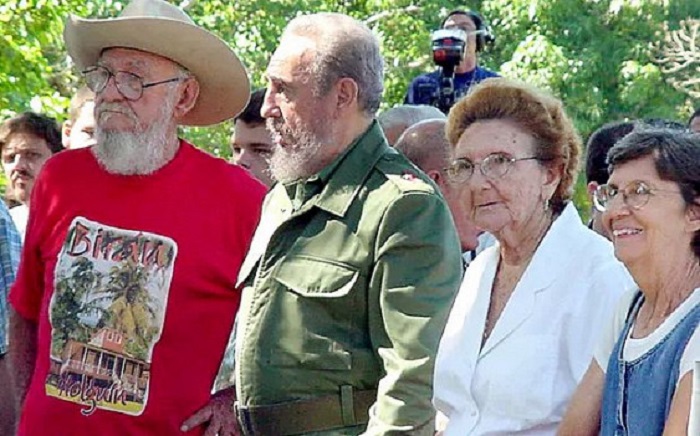 СМИ сообщили о смерти младшей сестры Фиделя Кастро