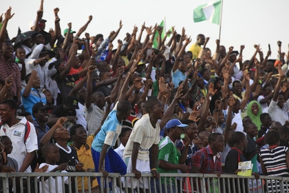 В Сенегале обрушилась стена стадиона: 8 погибших