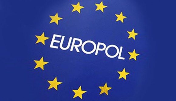 Европол: ИГ планирует крупномасштабные теракты 