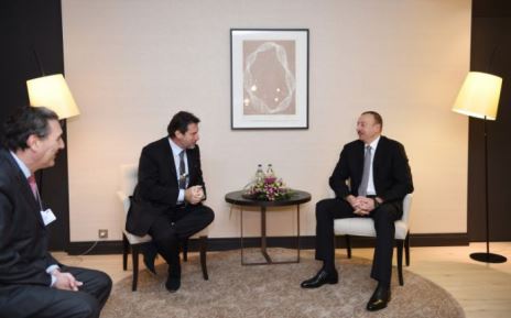 Ильхам Алиев встретился с директором компании «Airbus Group International» - ФОТО