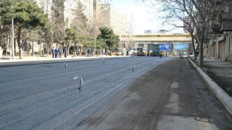 Открыты для автодвижения две центральные улицы Баку