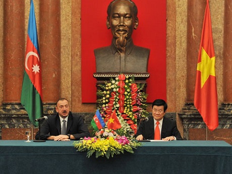 Азербайджан и Вьетнам подписали ряд документов