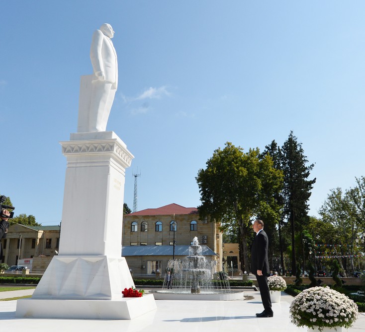 Ильхам Алиев прибыл в Гейчайский район -ФОТОСЕССИЯ