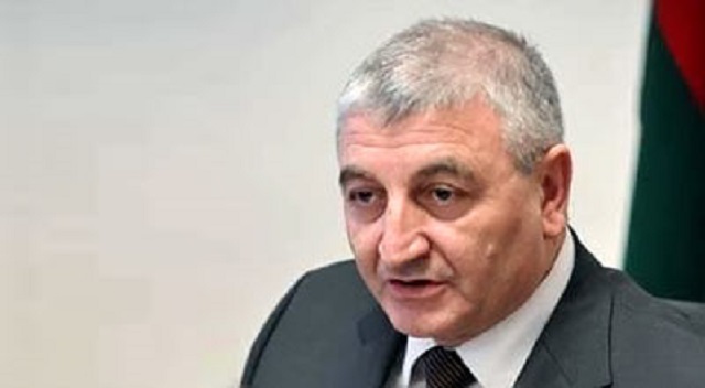 Мазахир Панахов проголосовал на парламентских выборах - ФОТО 