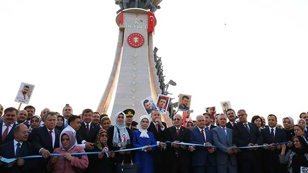 В Турции открыт памятник жертвам военного переворота