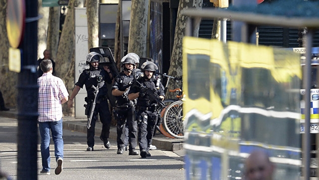 Число пострадавших в теракте в Барселоне достигло 119 человек