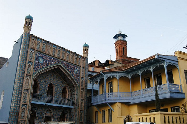 Мусульманской общине Грузии передано 15 мечетей