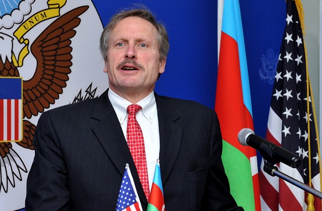 Американское посольство в Азербайджане опровергло отзыв Секуты