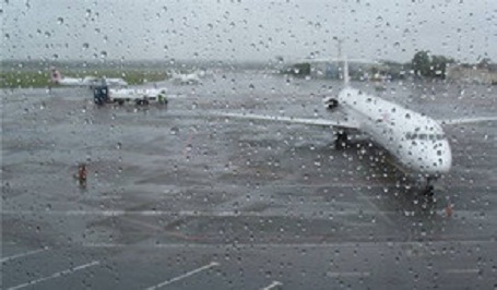 Аэропорт Казани закрыт из-за непогоды