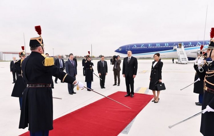 Завершился официальный визит Ильхама Алиева во Францию - ФОТО