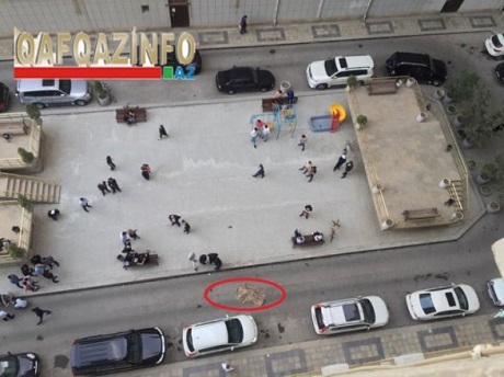 В Баку молодой человек бросился с 15-го этажа