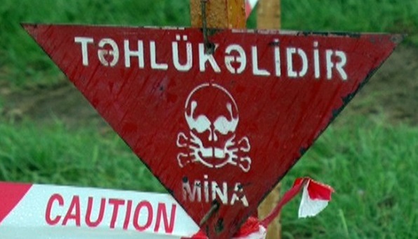 В Зангилане земельный участок очищают от мин для реализации проекта "Умное село"
