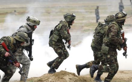 Армия Азербайджана приступила к широкомасштабным учениям