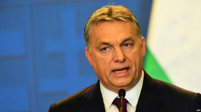Премьер Венгрии: Сорос — враг евро