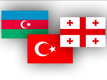 В Батуми начался министериал глав МИД Азербайджана, Грузии и Турции