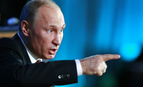 Путин раскритиковал отечественные телеканалы из-за  Евроигр в Баку - ВИДЕО
