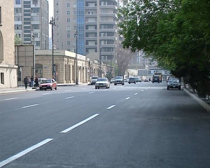 По центральным улицам Баку движение будет восстановлено