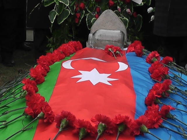 Азербайджанского шехида похоронили в Агдаме - ФОТО