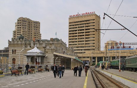 В Баку реконструируют железнодорожный вокзал