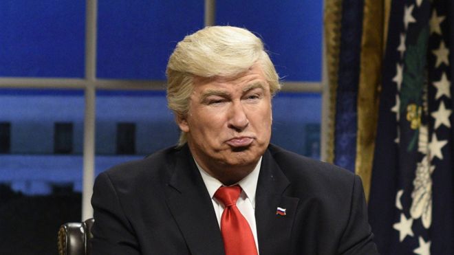 Алеку Болдуину предложили заменить Трампа на ужине журналистов