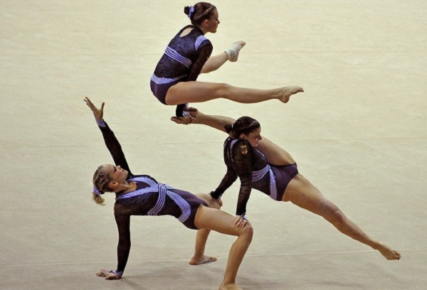 В Баку стартовал Чемпионат по акробатической гимнастике